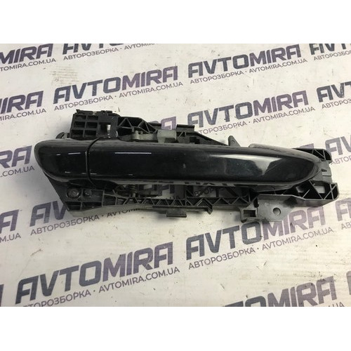 Ручка дверей задня права зовнішня VW Passat B6 SN 2005-2010 3C0837206